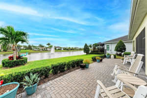 5070 SURFSIDE CIRCLE, BRADENTON, FL 34211 Sold 03/12/24