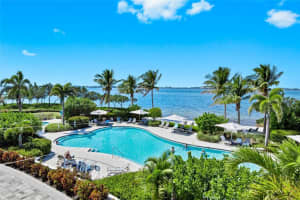 225 SAPPHIRE LAKE DRIVE, BRADENTON, FL 34209 Sold 03/15/24