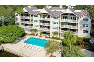 1762 BAY STREET, SARASOTA, FL 34236 Sold 01/12/24