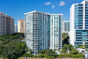 1111 GULFSTREAM AVENUE, SARASOTA, FL 34236 Sold 04/17/24