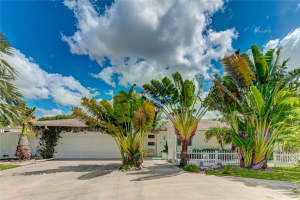 7219 WESTMORELAND DRIVE, SARASOTA, FL 34243 Sold 01/05/24