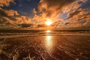 8776 MIDNIGHT PASS ROAD, SARASOTA, FL 34242 Sold 01/19/24