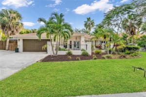 218 DELMAR AVENUE, SARASOTA, FL 34243 Sold 01/05/24