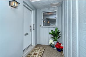 3228 SOUTHFIELD LANE, SARASOTA, FL 34239 Sold 02/09/24