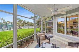 1204 SIESTA BAYSIDE DRIVE, SARASOTA, FL 34242 - MLS#MFRA4589559