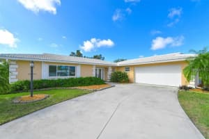 3137 VILLAGE GREEN DRIVE, SARASOTA, FL 34239 Sold 01/13/24