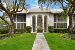 1737 SOUTHWOOD STREET, SARASOTA, FL 34231 Sold 02/29/24