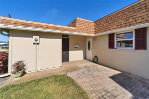 911 VILLAGE GREEN PARKWAY, BRADENTON, FL 34209 Sold 10/25/24