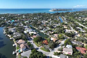 599 COMMONWEALTH LANE, SARASOTA, FL 34242 Sold 05/20/24