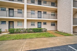 102 CAPRI ISLES BOULEVARD, VENICE, FL 34292 Sold 02/28/25