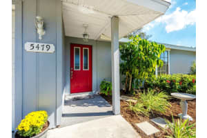 5479 CREEPING HAMMOCK DRIVE, SARASOTA, FL 34231 Sold 03/18/24
