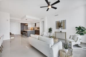 111 PINEAPPLE AVENUE, SARASOTA, FL 34236 Sold 04/08/24