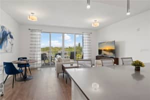 1709 TAMIAMI TRAIL, SARASOTA, FL 34234 Sold 05/15/24