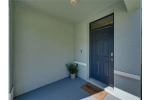 10940 TRAILING VINE DRIVE, TAMPA, FL 33610 Sold 02/01/24