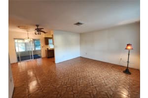 3722 KINGSWOOD DRIVE, SARASOTA, FL 34232 Sold 12/18/23