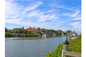1030 SYLVAN DRIVE, SARASOTA, FL 34234 Sold 12/29/23