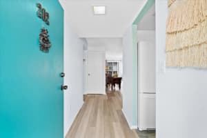 1300 PORTOFINO DRIVE, SARASOTA, FL 34242 Sold 03/20/24