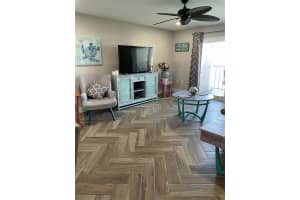 7700 SUN ISLAND DRIVE, SOUTH PASADENA, FL 33707 Sold 02/28/24