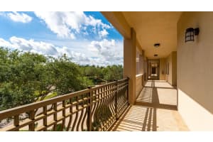 7710 LAKE VISTA COURT, LAKEWOOD RANCH, FL 34202 Sold 08/01/24