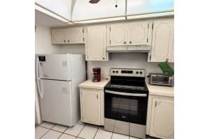 3649 LAKE BAYSHORE DRIVE, BRADENTON, FL 34205 Sold 02/16/24