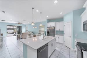 7735 RIDGELAKE CIRCLE, BRADENTON, FL 34203 Sold 03/25/24