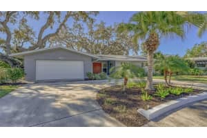 6806 HALF MOON DRIVE, SARASOTA, FL 34231 Sold 07/11/24