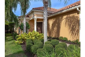 7146 WESTHILL COURT, LAKEWOOD RANCH, FL 34202 Sold 04/16/24