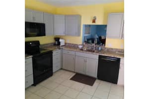 137 PINENEEDLE DRIVE, BRADENTON, FL 34210 Sold 05/17/24