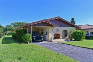 6403 RENSSALAER DRIVE, BRADENTON, FL 34207 Sold 02/21/24