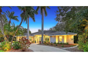924 INDIAN BEACH DRIVE, SARASOTA, FL 34234 Sold 03/14/24