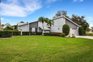 3828 EASTON STREET, SARASOTA, FL 34238 Sold 02/28/24