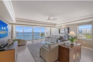 555 GULFSTREAM AVENUE, SARASOTA, FL 34236 Sold 04/12/24