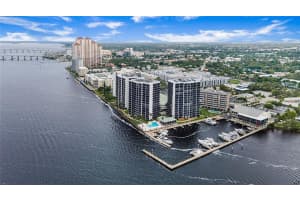 1910 VIRGINIA AVENUE, FORT MYERS, FL 33901 Sold 01/26/24