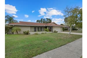 2921 CAPTIVA DRIVE, SARASOTA, FL 34231 Sold 03/04/24