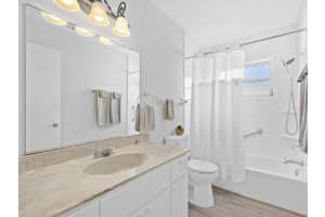 3533 SILVER PINE COURT, SARASOTA, FL 34231 Sold 01/29/24