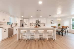 2405 POST ROAD, SARASOTA, FL 34231 Sold 01/06/24