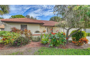 268 LAUREL HOLLOW DRIVE, NOKOMIS, FL 34275 Sold 02/14/24