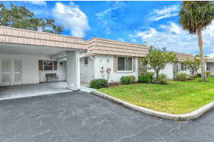 2324 CANALBLUFF PLACE, SARASOTA, FL 34231 Sold 09/20/24