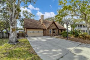 5776 SHADY BROOK WAY, SARASOTA, FL 34243 Sold 03/08/24