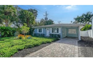 1974 HYDE PARK STREET, SARASOTA, FL 34239 Sold 04/15/24