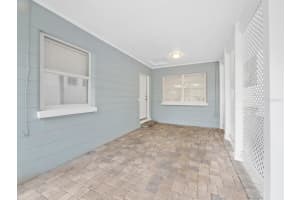 1974 HYDE PARK STREET, SARASOTA, FL 34239 Sold 04/15/24