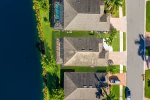 302 SAN LORENZO COURT, BRADENTON, FL 34208 Sold 06/24/24
