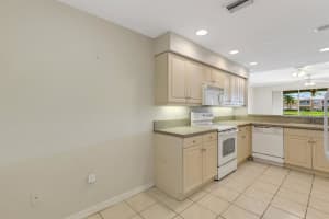 6462 7TH AVENUE CIRCLE, BRADENTON, FL 34209 Sold 01/02/24