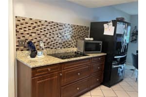 4719 CAPRI AVENUE, SARASOTA, FL 34235 Sold 03/06/24