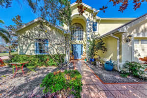 4303 WINDSOR COURT, BRADENTON, FL 34203 Sold 04/11/24
