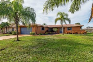 13 WINDSOR DRIVE, ENGLEWOOD, FL 34223 Sold 02/20/24