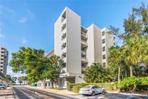 240 SANDS POINT ROAD, LONGBOAT KEY, FL 34228 Sold 01/18/24