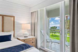 240 SANDS POINT ROAD, LONGBOAT KEY, FL 34228 Sold 01/18/24