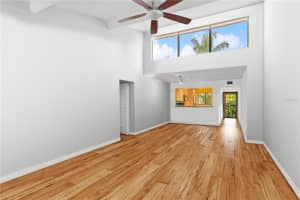 1510 PELICAN POINT ROAD, SARASOTA, FL 34231 Sold 04/17/24