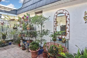 3936 ASHWOOD LANE, SARASOTA, FL 34232 Sold 04/22/24